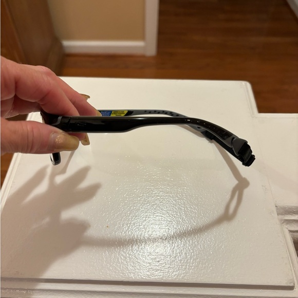 Boys Sports Glasses - Picture 7 of 8